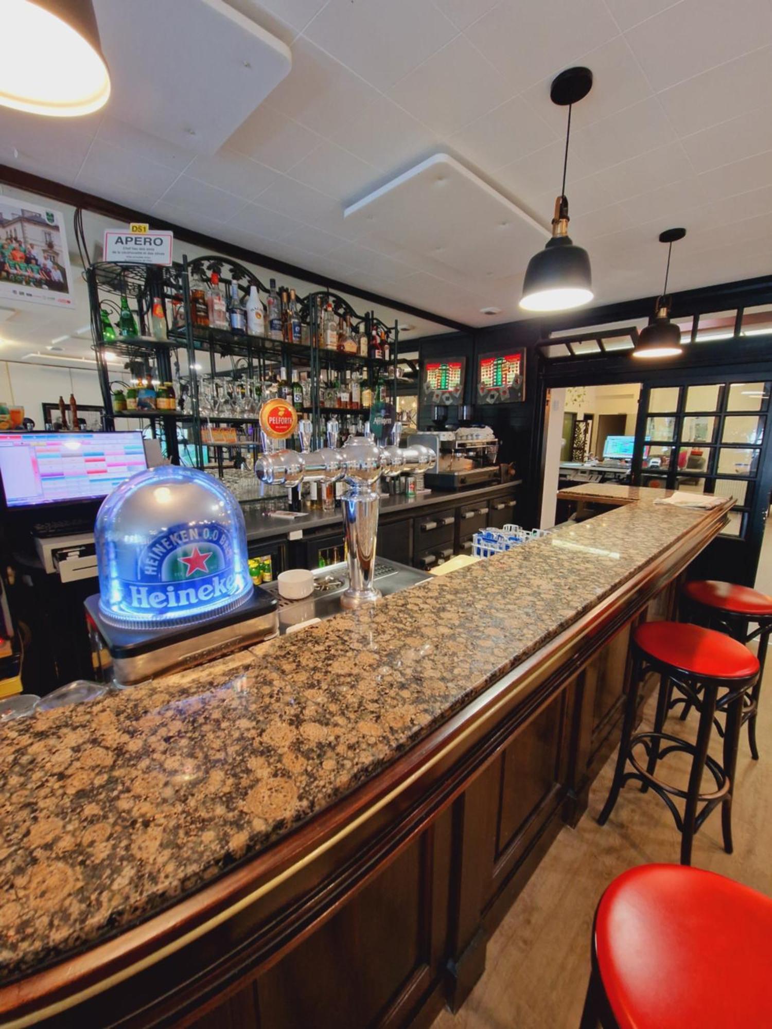 Brit Hotel Essentiel Pontivy Robic Bagian luar foto