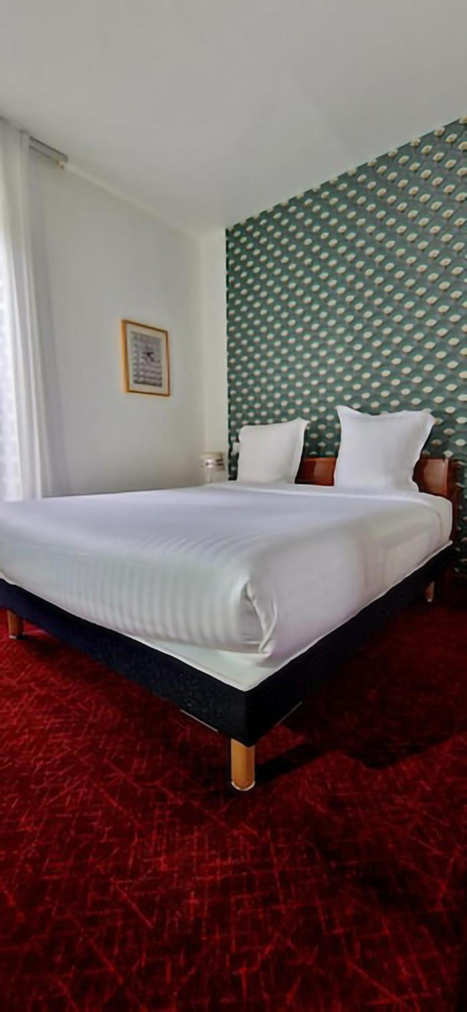 Brit Hotel Essentiel Pontivy Robic Bagian luar foto